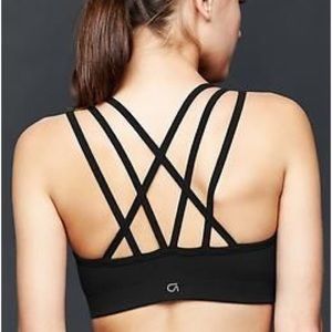 Gap medium impact sports bra